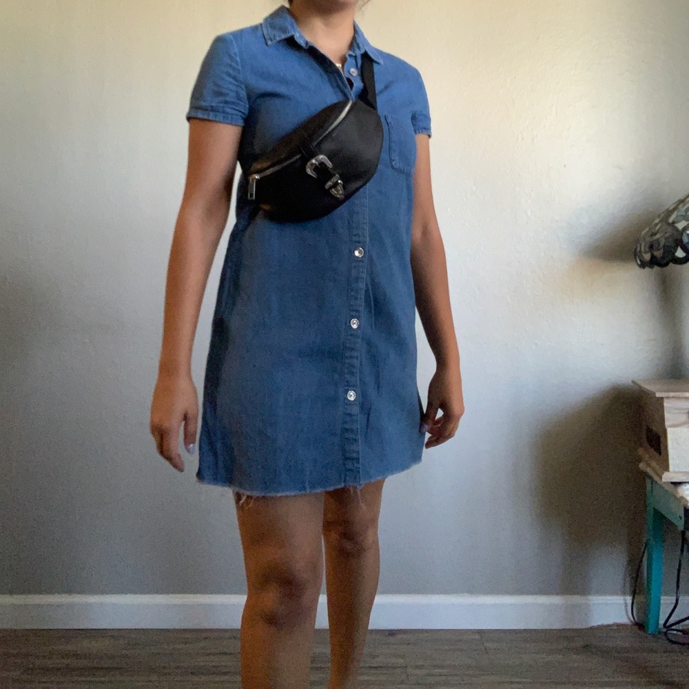 Denim dress!! 🦋